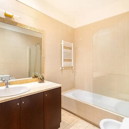 Apartment Whome Artsy In The Heart Of Chiado *