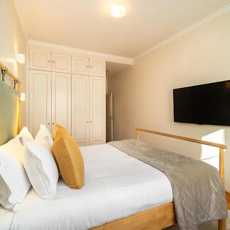 Apartment Whome Artsy In The Heart Of Chiado *