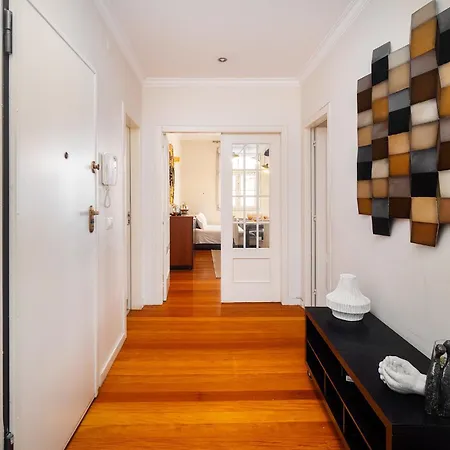 Whome Artsy In The Heart Of Chiado *