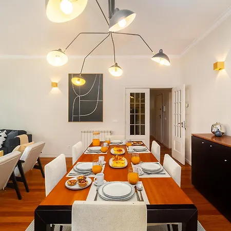 Whome Artsy In The Heart Of Chiado *