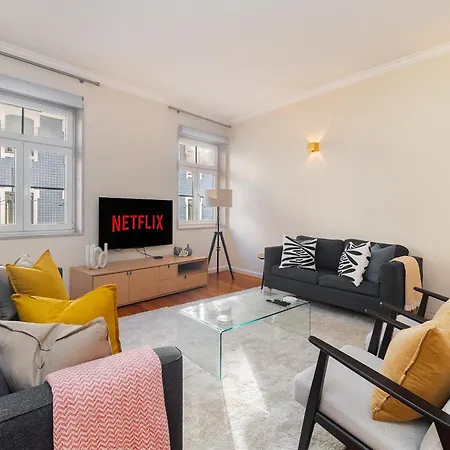 Appartement Whome Artsy In The Heart Of Chiado Lissabon