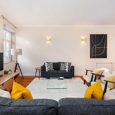 Whome Artsy In The Heart Of Chiado